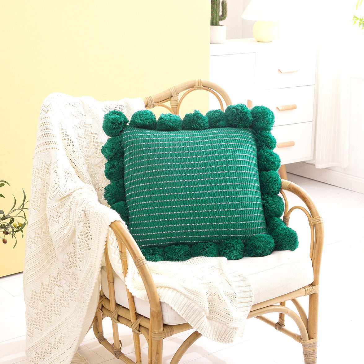 Luxury Knitted Throw Pillow