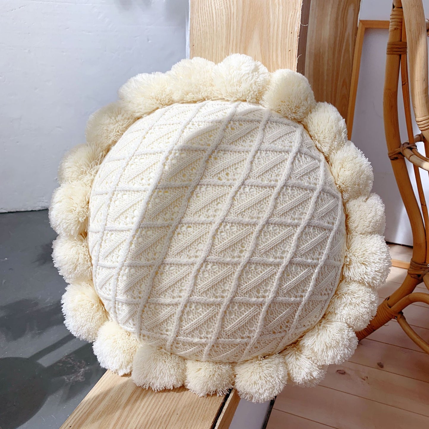 Ball Throw Pillow Futon Knitted Cushion Nordic Design Knitted Yarn