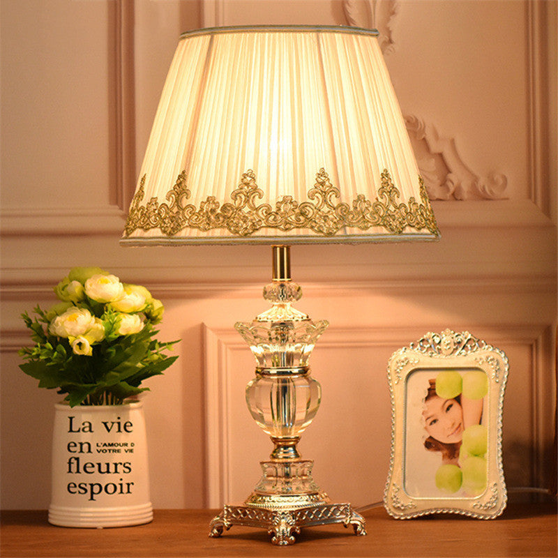 Dimmable Crystal Table Lamp