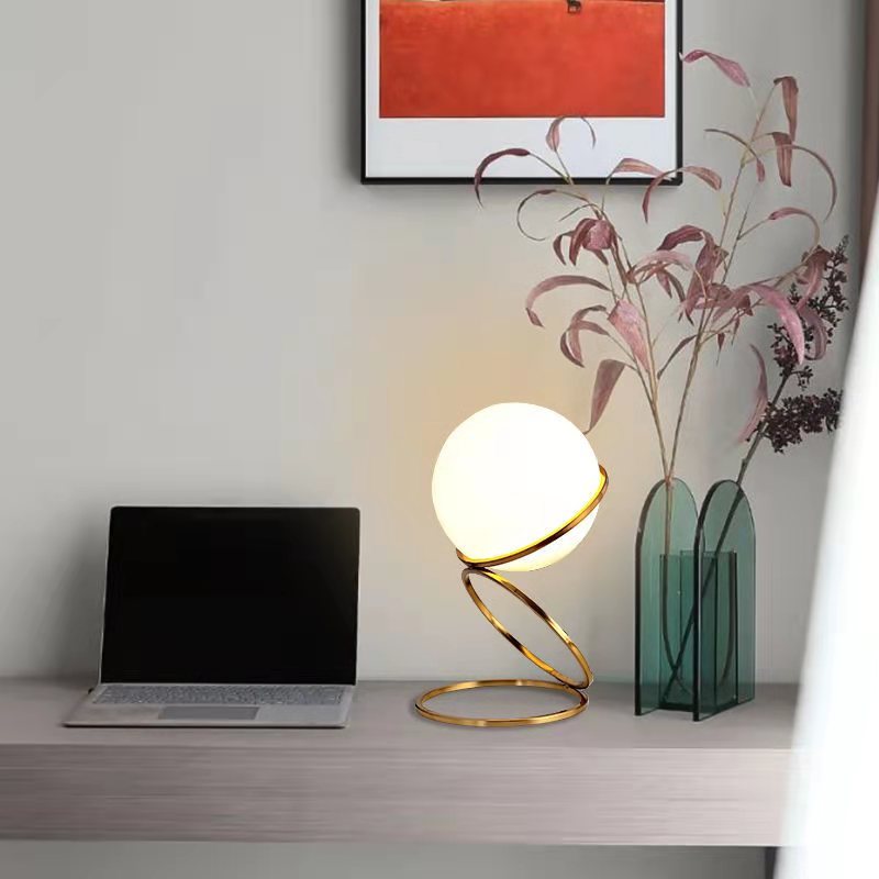 Ball Table Lamp